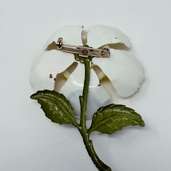 Vintage Enamel Flower Brooch White Yellow Green Metal Pin Fashion Jewelry - Picture 4 of 8